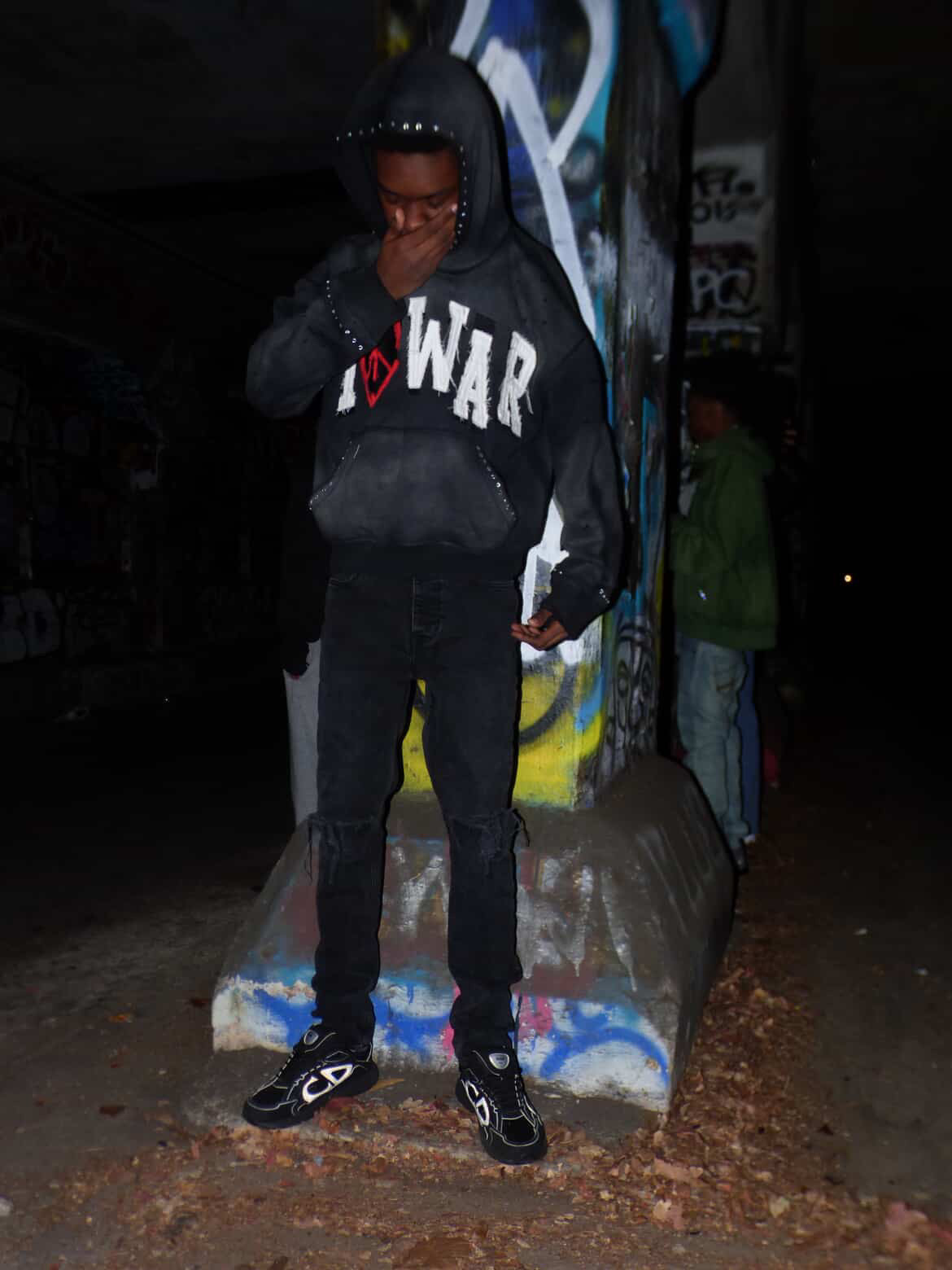 I Heart WAR  HOODIE Faded Black washed