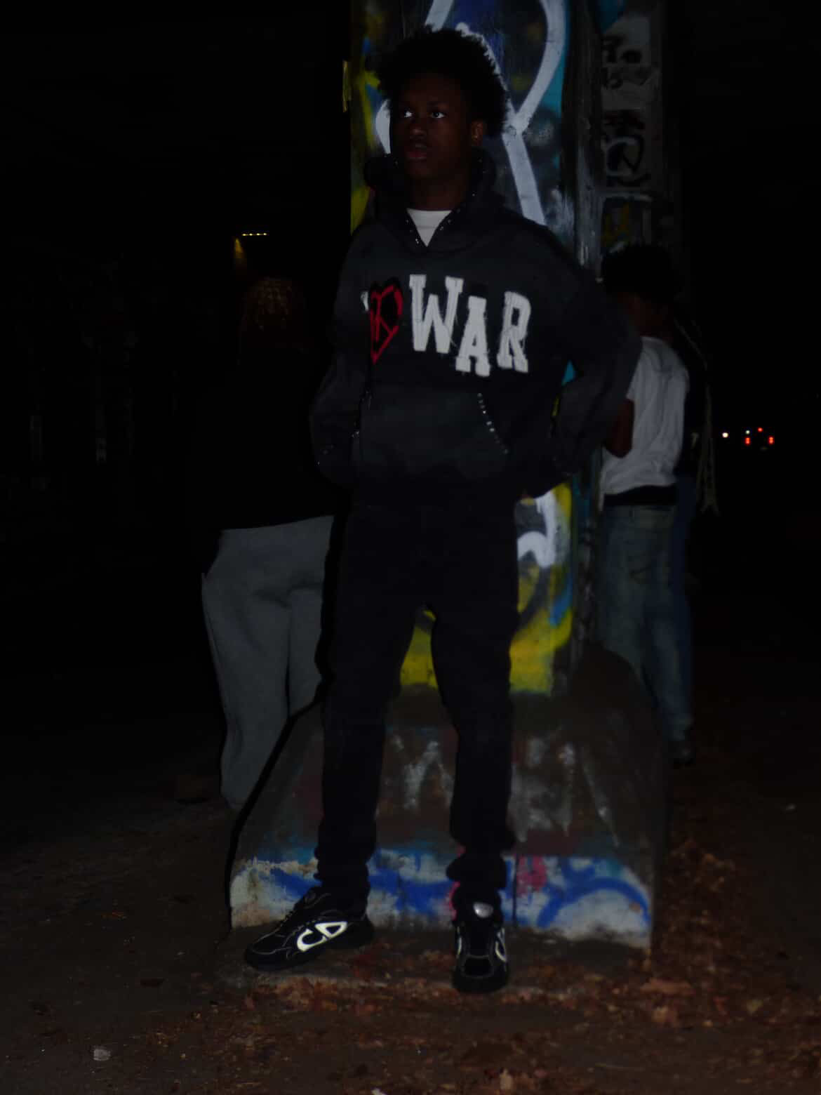 I Heart WAR  HOODIE Faded Black washed